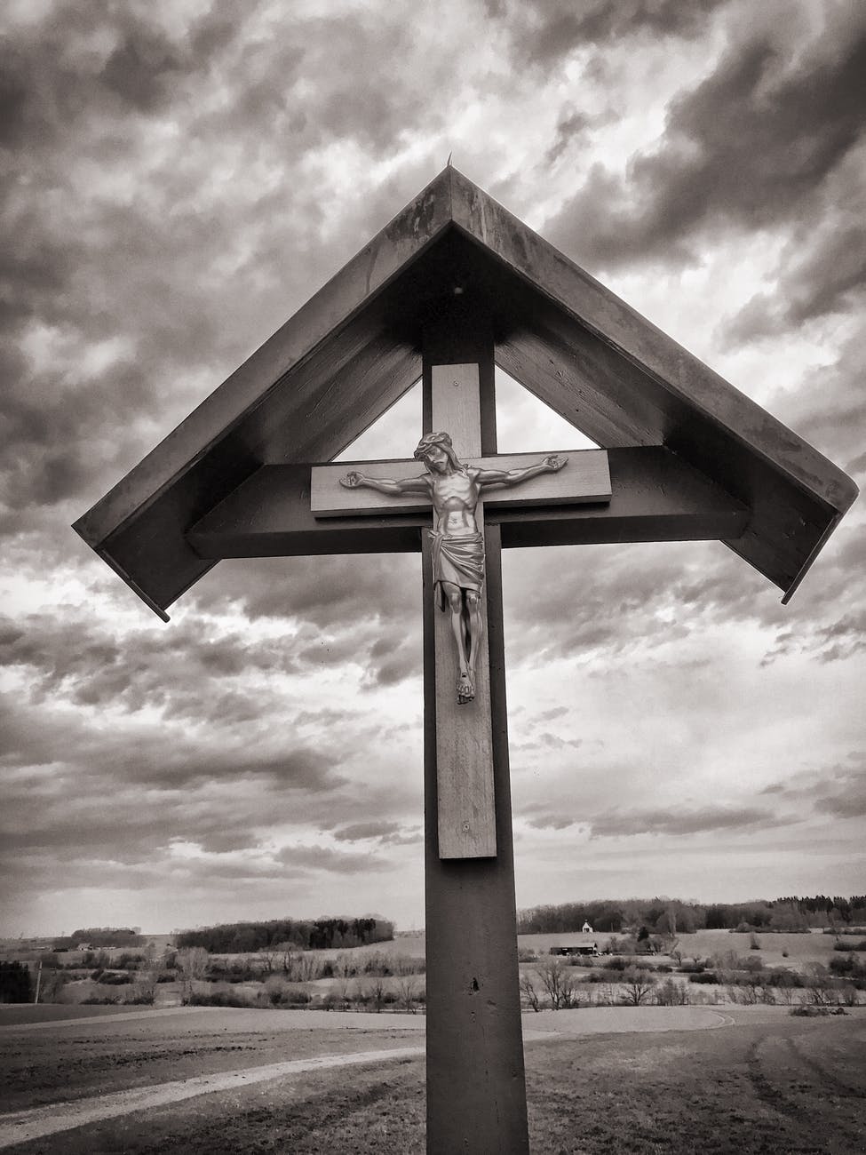 brown wooden crucifix photography